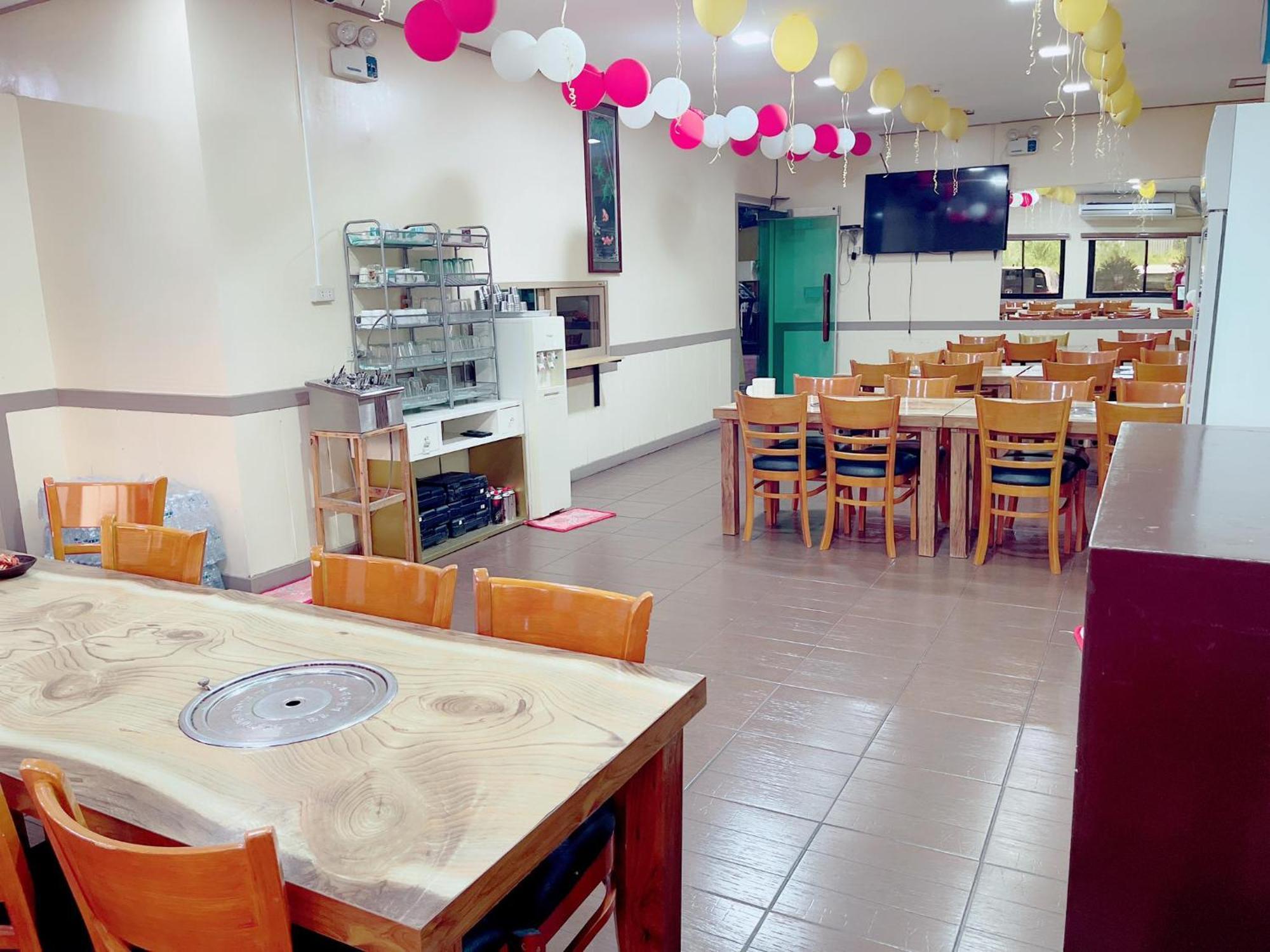 Jun And Helen Hotel And Restaurant 앙헬레스 외부 사진